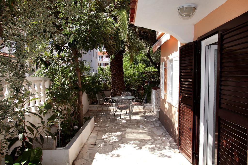 Apartments Jasmin Трогір Екстер'єр фото